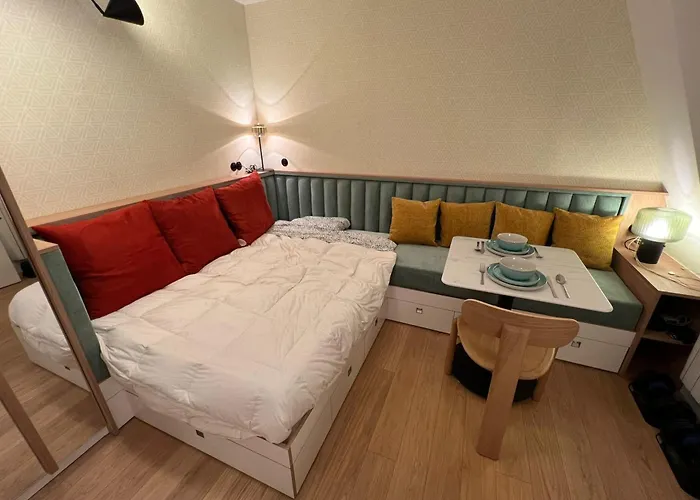 Lovely Studio Near The Arc De Triomphe
